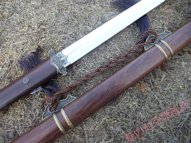 【高端】龙泉市龙欧双手剑晨练软剑武术可定做不锈钢长剑刀剑太极剑未