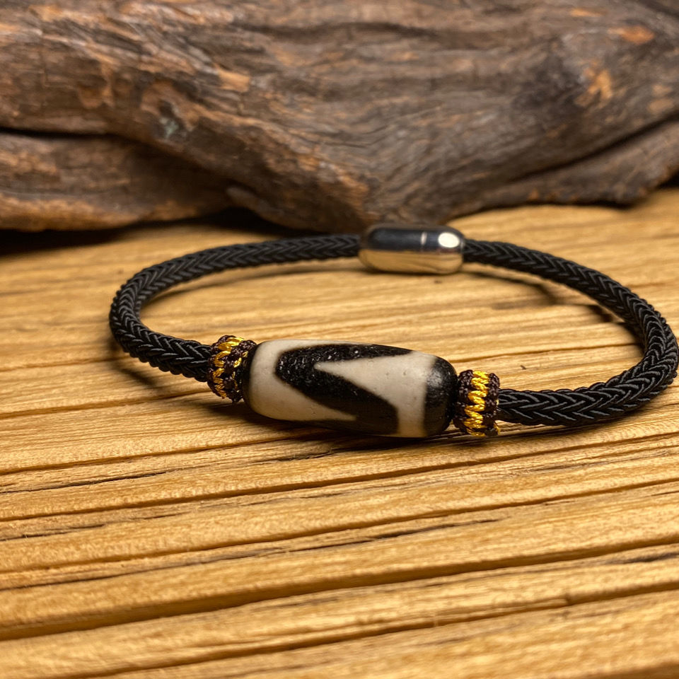 九眼天珠手串 西藏九眼天珠手链矿玛瑙男女手绳sn2139 财神天珠款