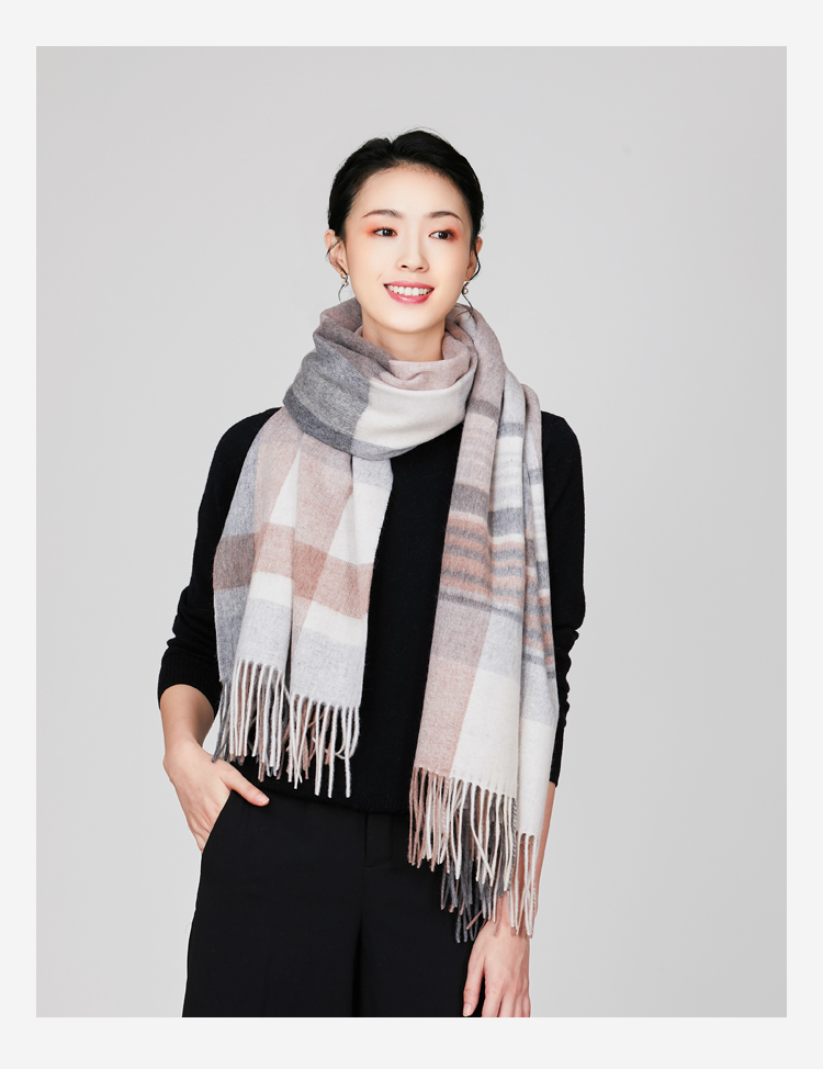 丝帛瑞尔格子围巾韩版简约少女风秋冬季长款保暖围脖送女朋友生日礼物