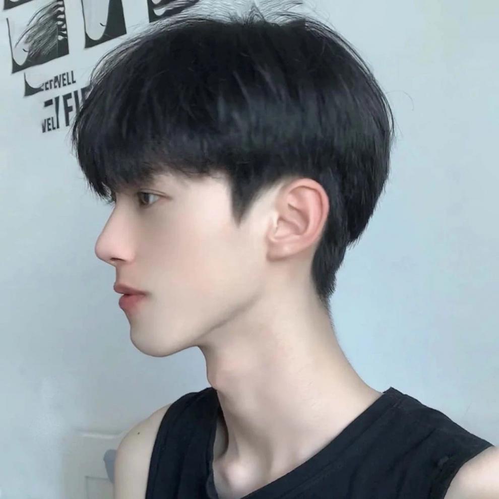 网红假发男士短发韩版帅气短发蓬松自然男生逼真短直发男款假头套白色