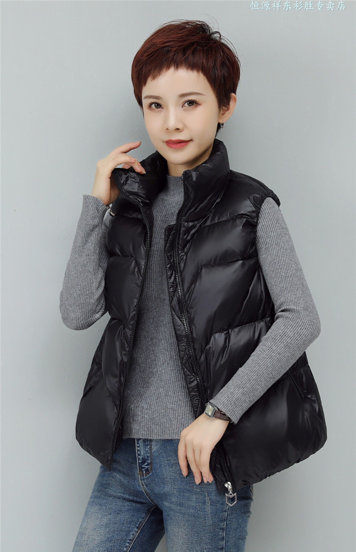 恒源祥高档品牌女装羽绒马甲女短款2021年新款韩版立领轻薄羽绒服坎肩