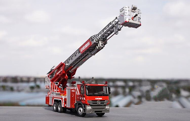 150原厂三一消防车62米大跨度举高喷射登高平台车机场消防车模型奥什