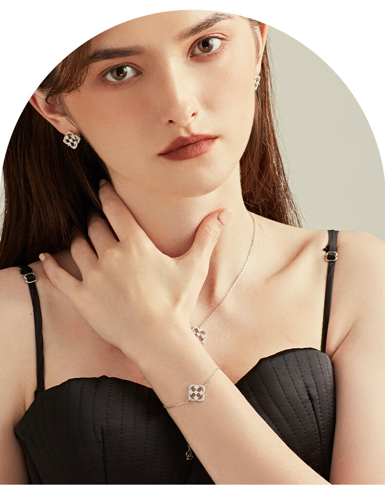 法国轻奢黛西法罗ax26y925银轻奢菱形手链百搭手饰女过节送女友送闺蜜