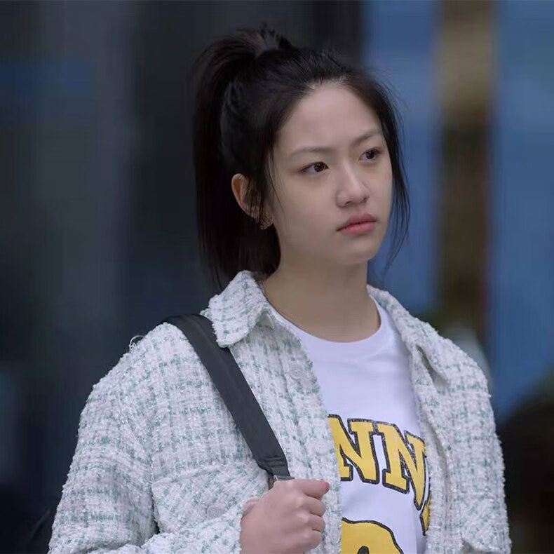 小敏家同款陈佳佳2022春季新款韩版时尚外套女向涵之格子拼接外套m