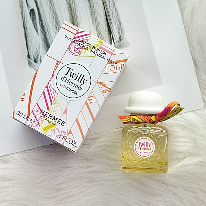 21年新款法国hermes爱马仕丝意淡姜水丝巾白帽女士香水木质花香调