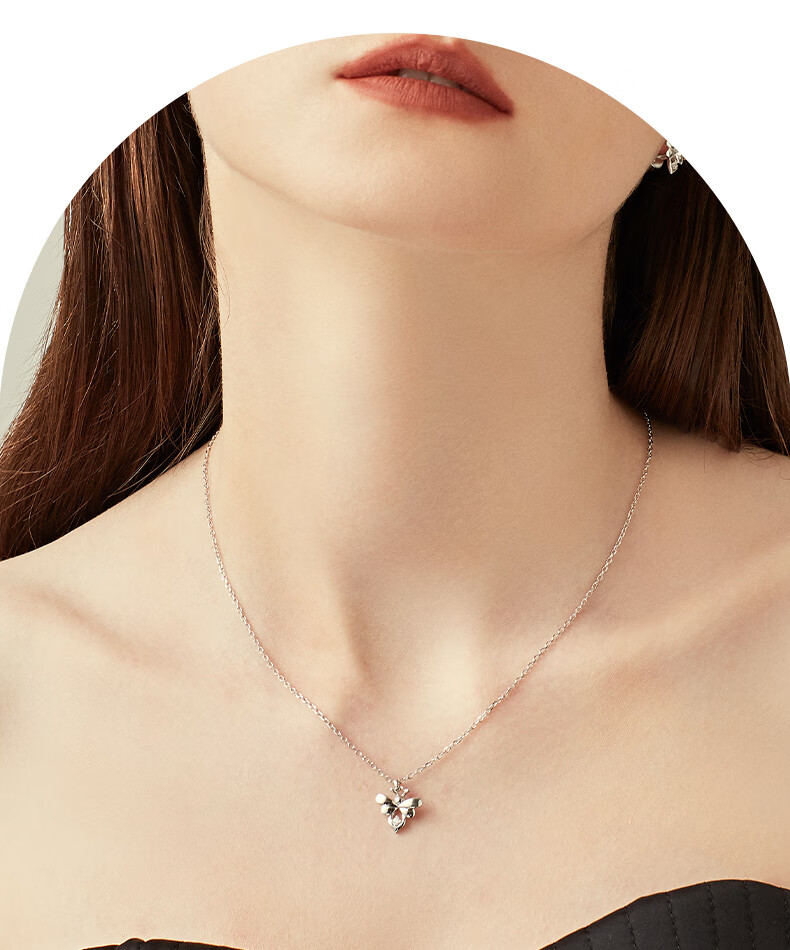 daisyfellowes黛西法罗钻石蜜蜂s925银气质百搭可爱简约项链吊坠送