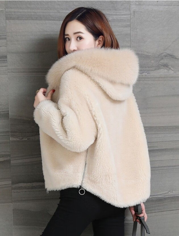 仿皮草外套女短款秋冬新款海宁加厚颗粒剪绒羊羔毛绒外套韩版红色s80