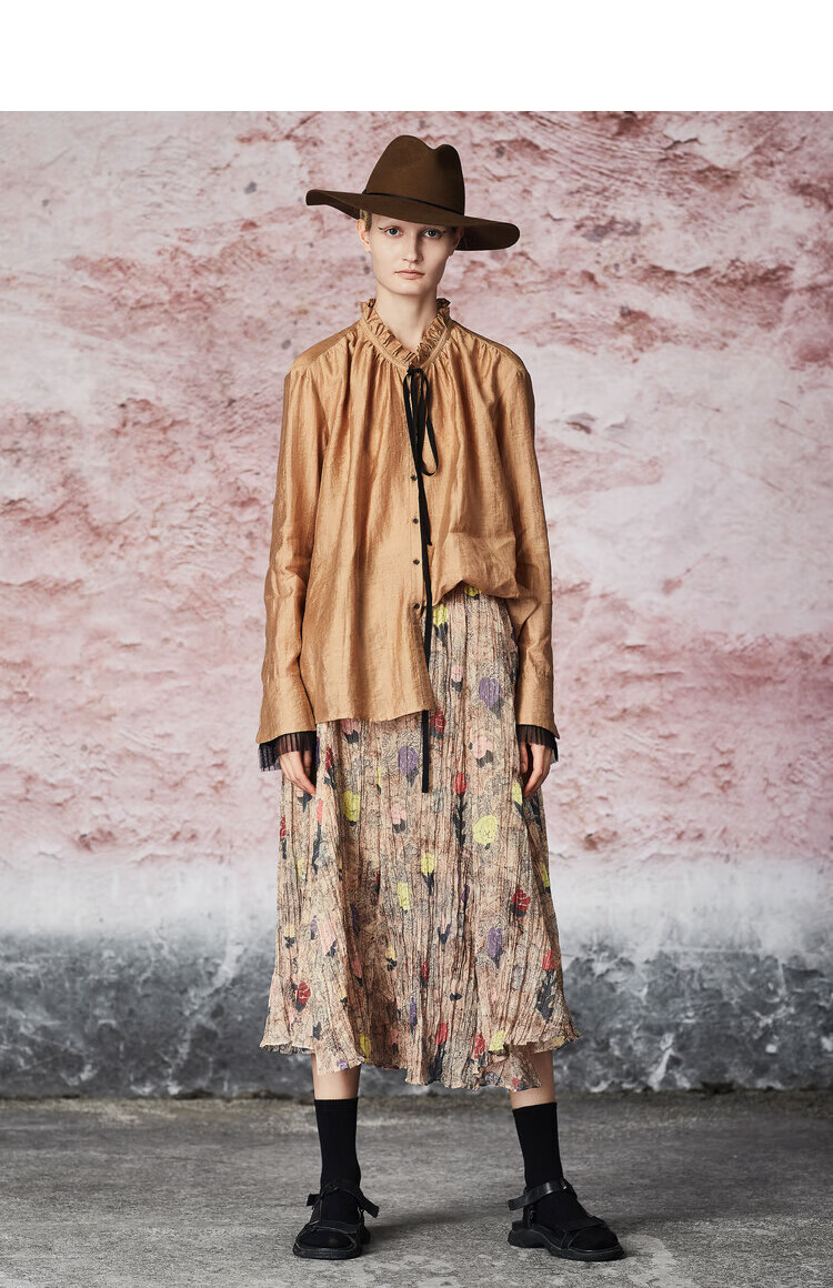 达衣岩2021秋半身裙(花丛中的小故事) 然乌黑 xs