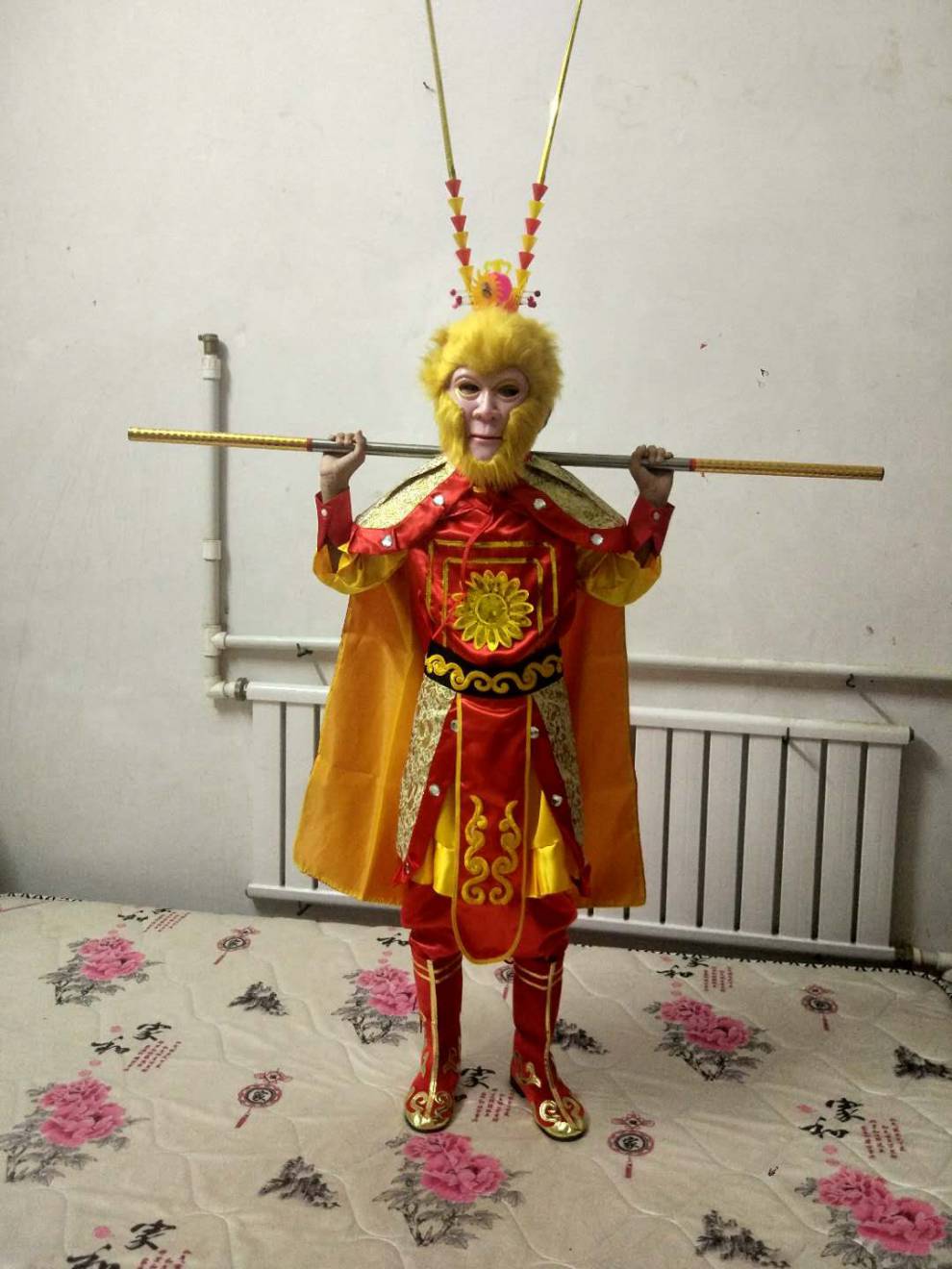 孙悟空面具带毛 儿童伸缩金箍棒 西游记美猴毛手套 紧箍咒亮片披风