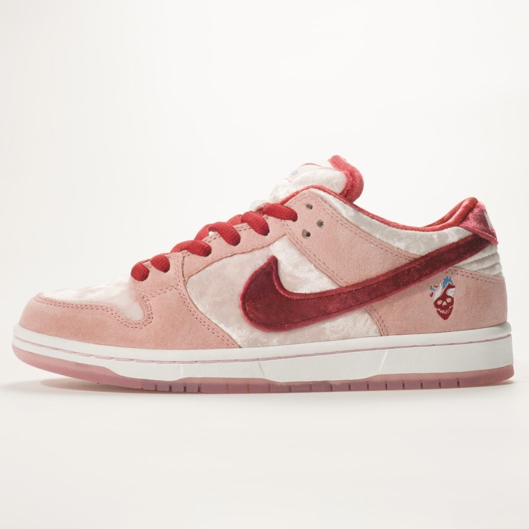 dunk[纯原]sb低帮情人节限定跳舞小熊男鞋女鞋aj休闲鞋百搭运动板鞋