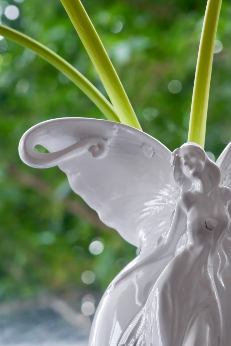 驰露 若奈astierdevillatt*系浮雕中古存品"铃兰女神"珍珠釉花瓶摆件