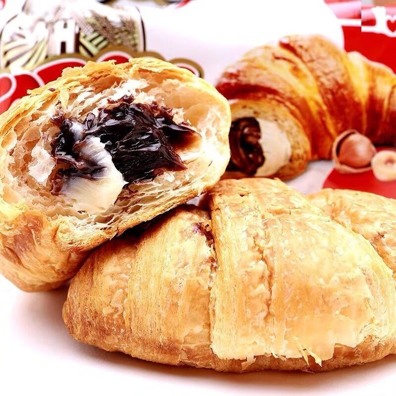 原装进口土耳其牛角包面包巧克力牛角包爆浆牛角包早餐糕点零食