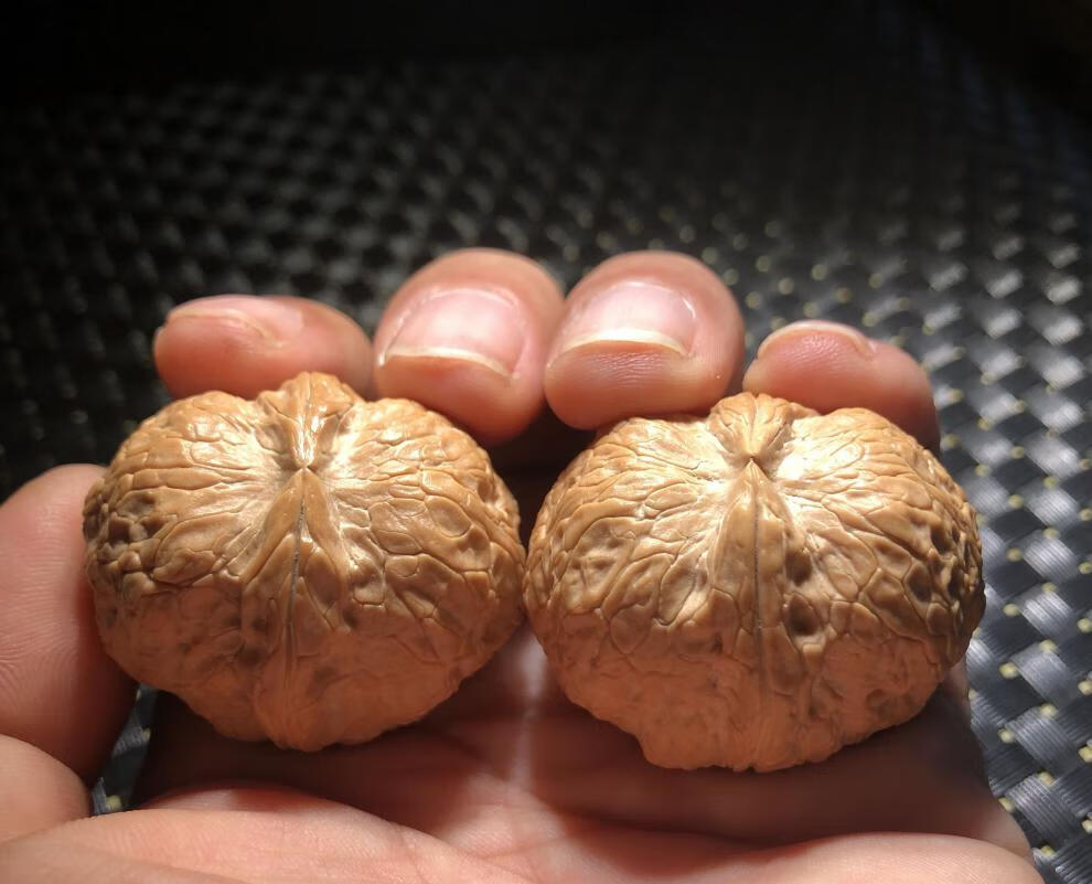 野生文玩核桃蛇皮纹大粗筋元宝狮子头精品四座楼蛤蟆头疙瘩包特七夕