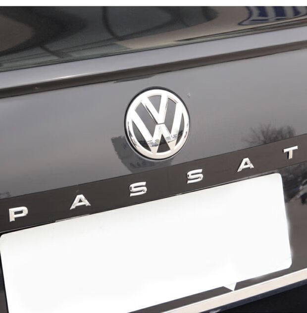 雷静 专用于大众款19-20款帕萨特字母贴后尾车标改装330 380tsi装饰贴