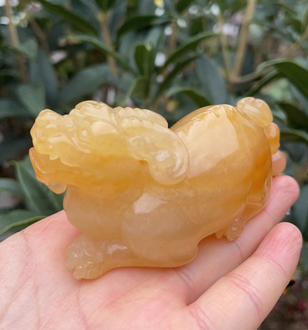 k&k宝钰云南黄龙玉小黑山冰种双角母貔貅古兽手玩摆件证书【图片 价格