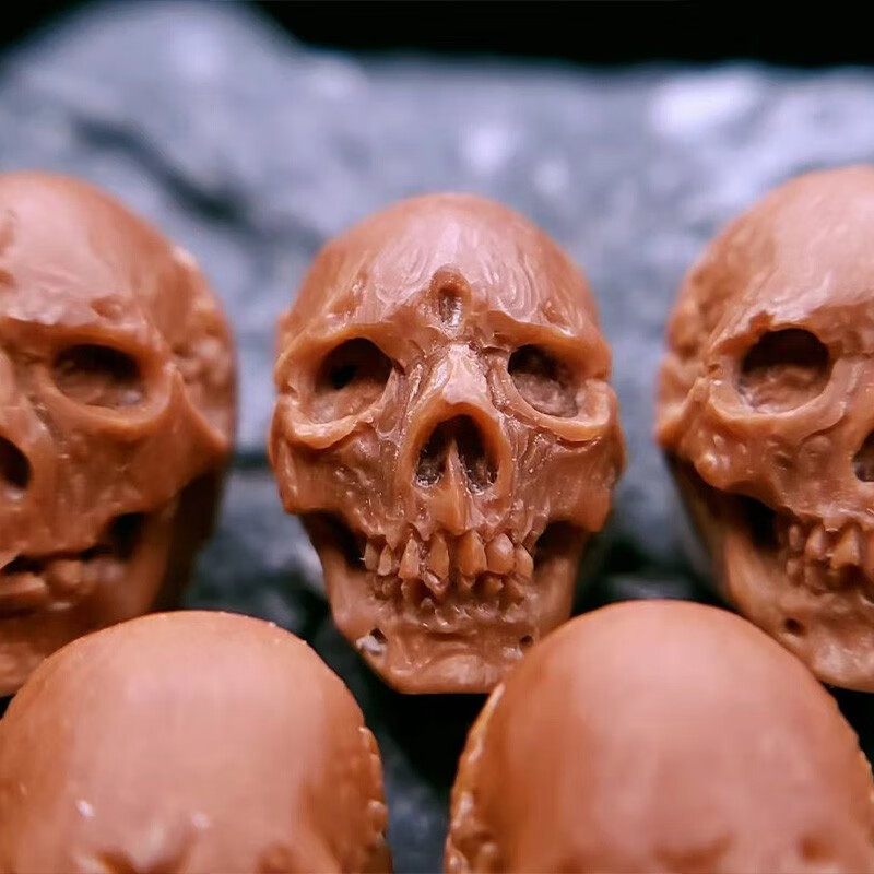 盘道橄榄核单籽骷髅王者小籽文玩核雕男士手把件小手本工雕刻定制1418