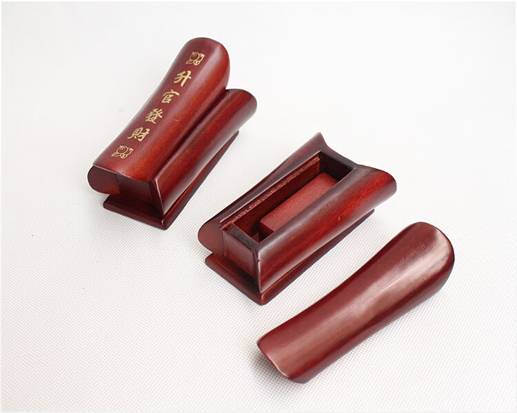 棺材摆件红木升官发财风水摆件楠木小棺材实木雕刻手把件带印章越南