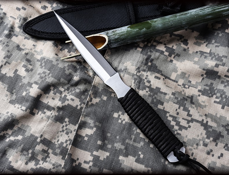 户外战术野外生存短刃防身新品开锋新款刀具退役生存随身小刀 毒液