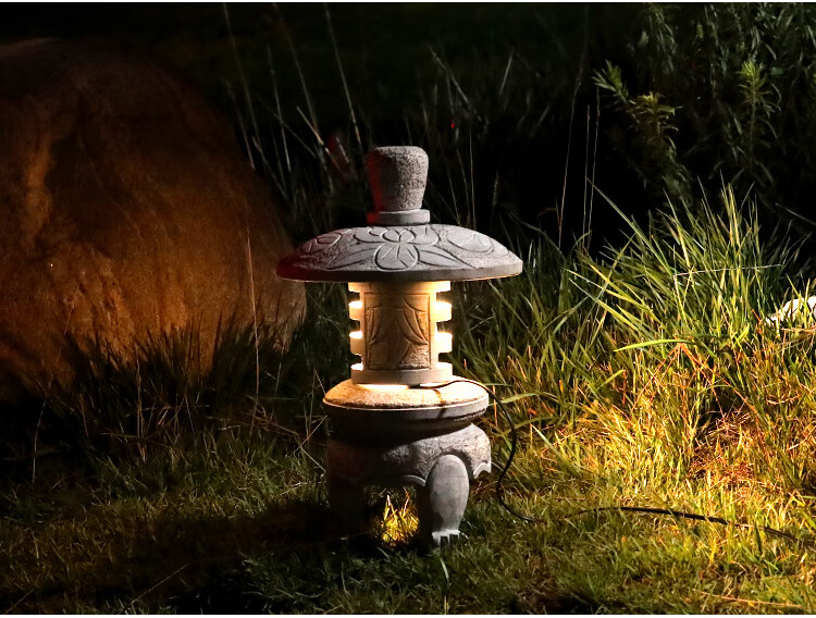 石灯庭院中式日式仿古石灯摆件石灯笼日式庭院青石石雕石灯太阳能乳