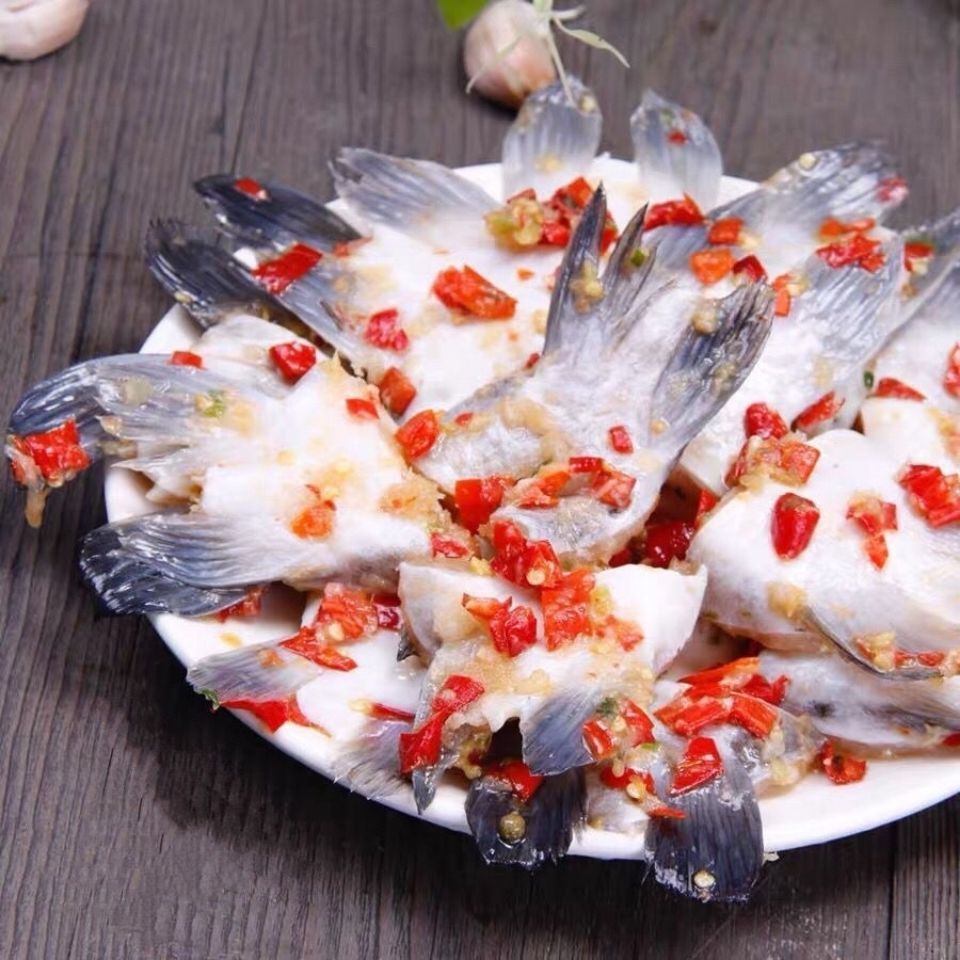 【鮰鱼鳍】新鲜冷冻清江巴沙鱼鳍生鲜淡水酒店饭店烧烤 【1斤】半斤