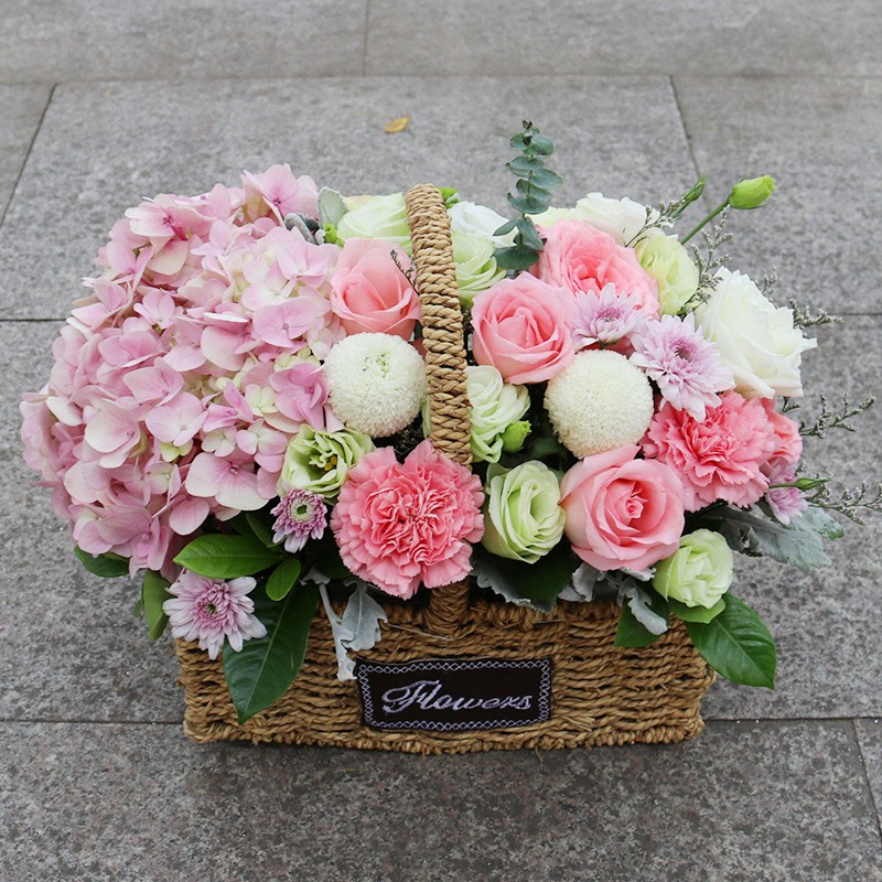 鲜花速递玫瑰康乃馨向日葵绣球混搭手提花篮送妈妈朋友爱人全国同城配