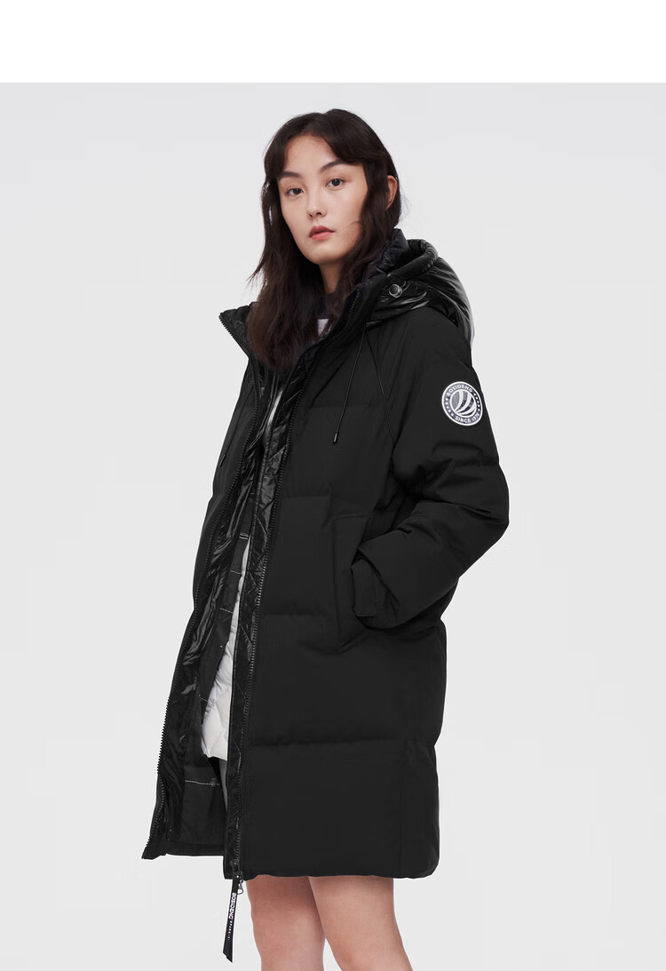 波司登2021年冬季新款羽绒服女中长款时尚运动系列小廓形连帽拉链90绒