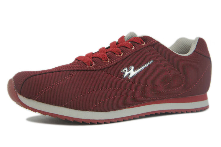 青岛双星八特鞋男女款网面运动跑鞋透气休闲鞋断号便宜卖慢跑运动鞋