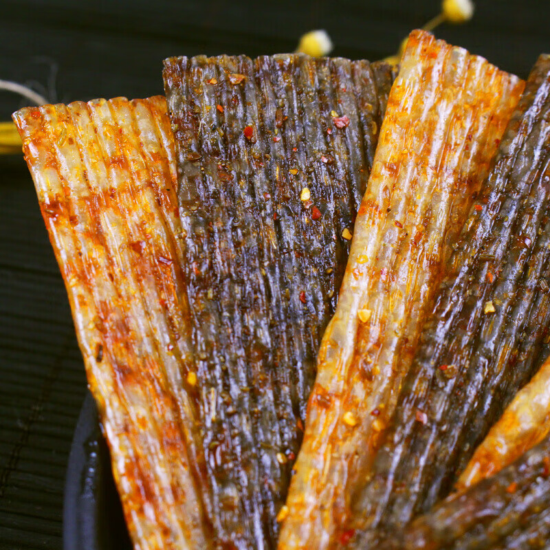 玉喜(uxi) 辣条80后儿时怀旧食品黑白配川味湘味香辣片零食 神雕侠侣