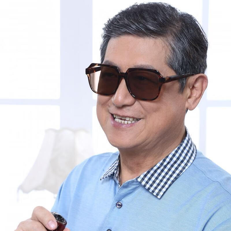 老人遮光墨镜天然水晶石墨镜护目养眼高清太阳镜男中老年复古茶色眼镜