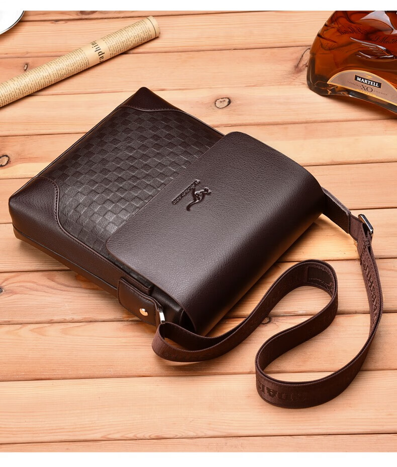 baodi袋鼠男士包包单肩斜挎包皮休闲小挂包商务翻盖斜肩包格子包黑色