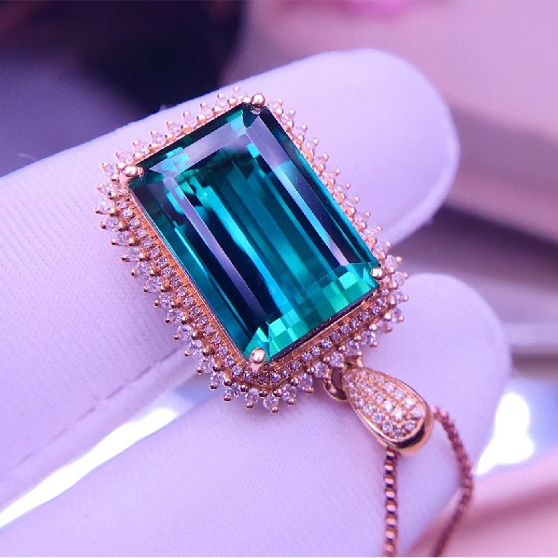 震昊天然电光蓝碧玺吊坠 18k金镶嵌 晶体透亮 水润饱满 颜色浓郁 切工