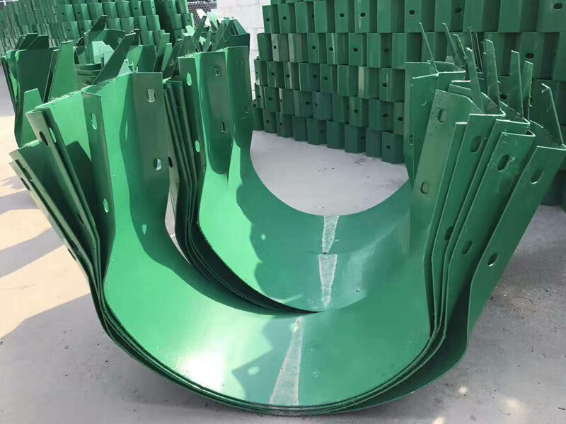 树花树蕊高速公路波形护栏端头镀锌喷塑防撞警示护栏板弯头波形护栏端