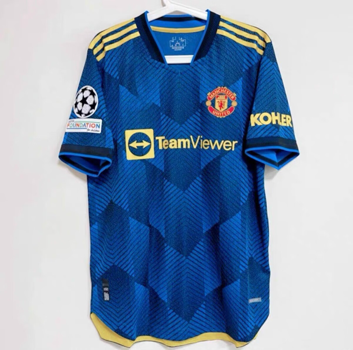 滕讯体育nba旗舰202122曼联二客场球衣18号b费林加德桑乔c罗球员版