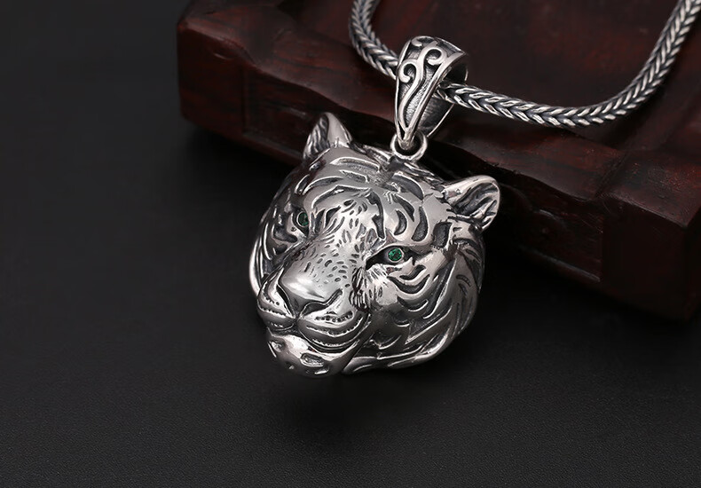 佳银坊s925银项链挂坠个性霸气男士款吊坠时尚饰品泰银镂空老虎头吊坠