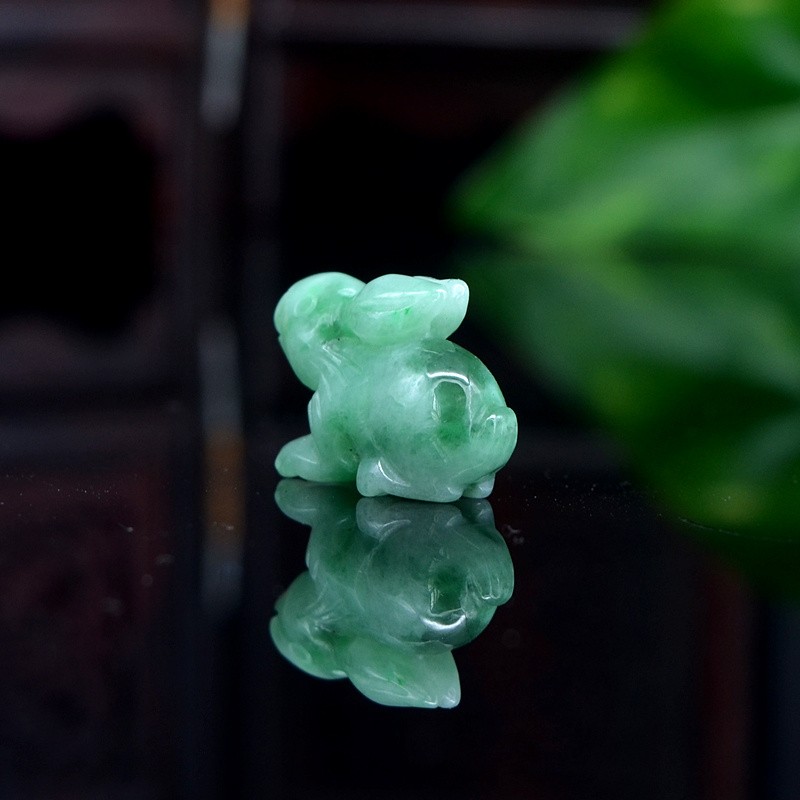 小小钰 天然a货翡翠兔子吊坠a货缅甸玉兔挂坠翠绿精致立体生肖小兔子