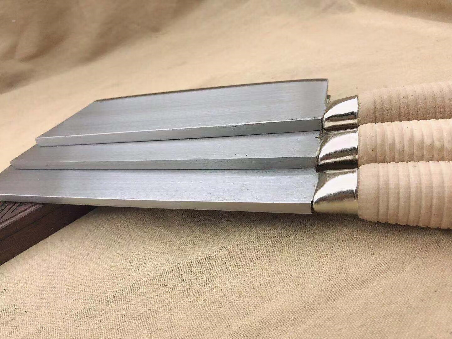 香港陈枝记手工木柄骨刀排骨刀斩骨斩肉厨刀切片刀厨师家用专用刀 3号