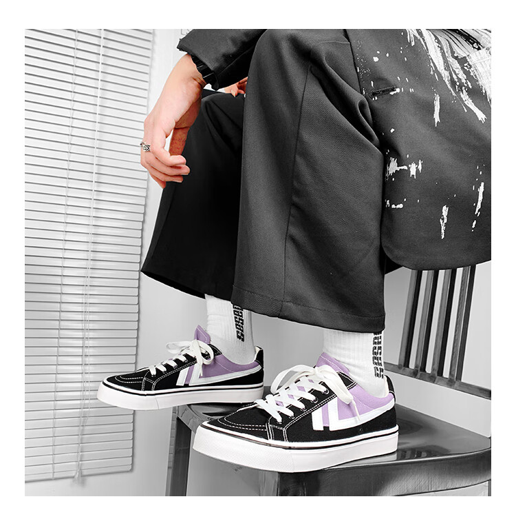 智造2022年新款秋季日系帆布鞋男生原宿ins港风潮流百搭青少年板鞋子