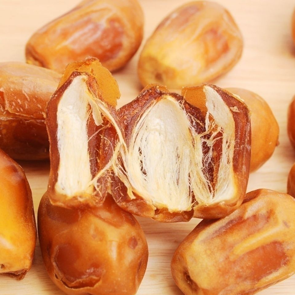 新货伊拉克进口黄椰枣大颗粒阿联酋黑黄金椰枣级孕妇零食煮粥椰枣黄