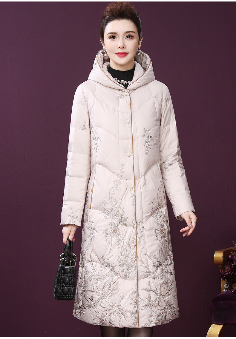 王小鸭冬装中长款女士羽绒服白鹅绒新款中国风加厚刺绣外套 米色 4xl