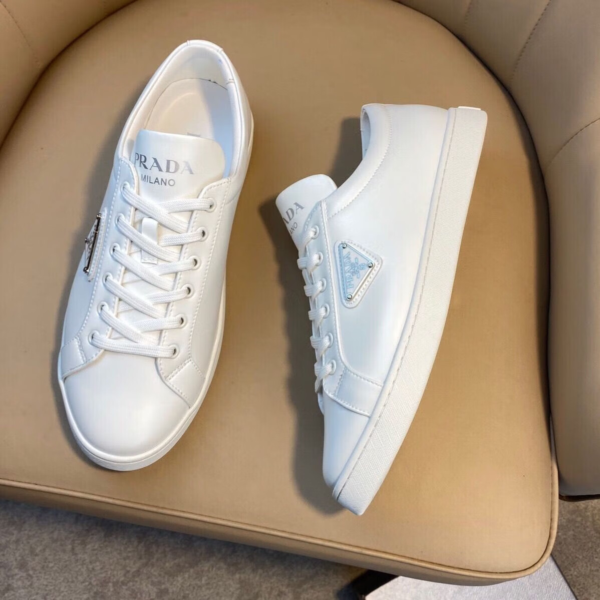 商场同款普·拉达欧洲站系带p三角标高颜值潮男潮牌鞋子时尚休闲板鞋