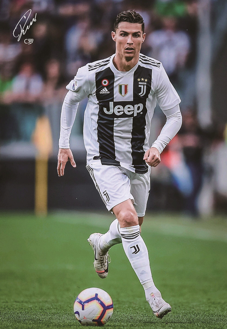 足球球星海报墙贴纸卧室宿舍墙壁画报周边梅西c罗内马尔贝克汉姆一套8