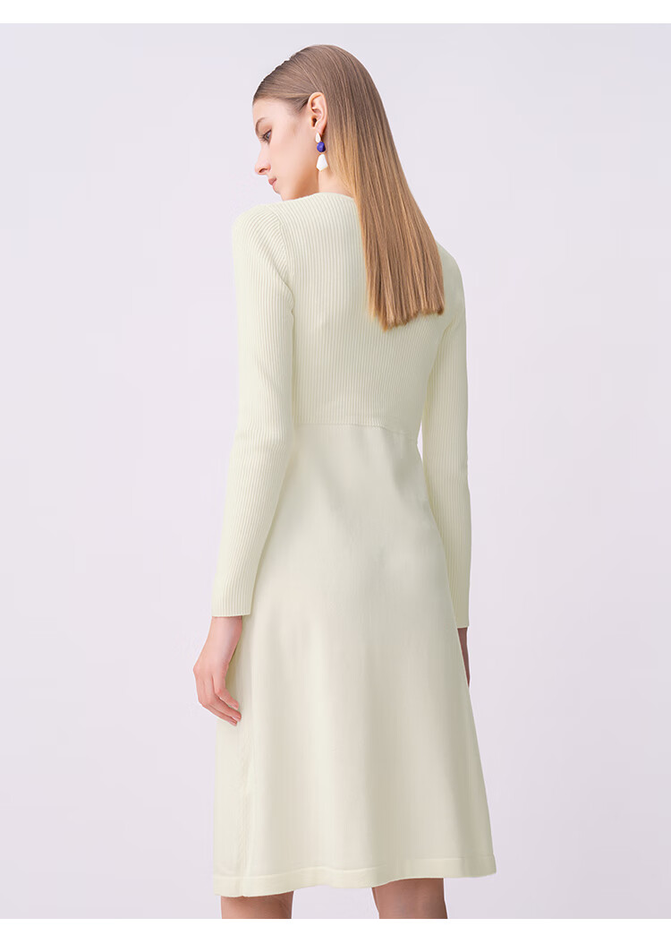 hr赫莲娜女装2022春季新款简约气质百搭打底收腰针织长袖连衣裙女黑色