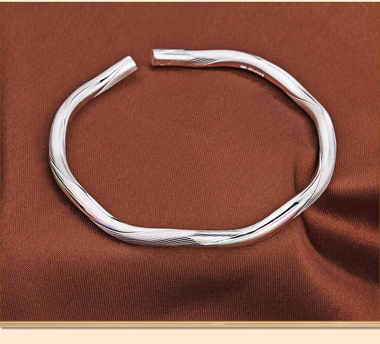 雅隐炫彩银手镯9999足银女款时尚年轻款麻花波浪纹银镯子送女友手环配