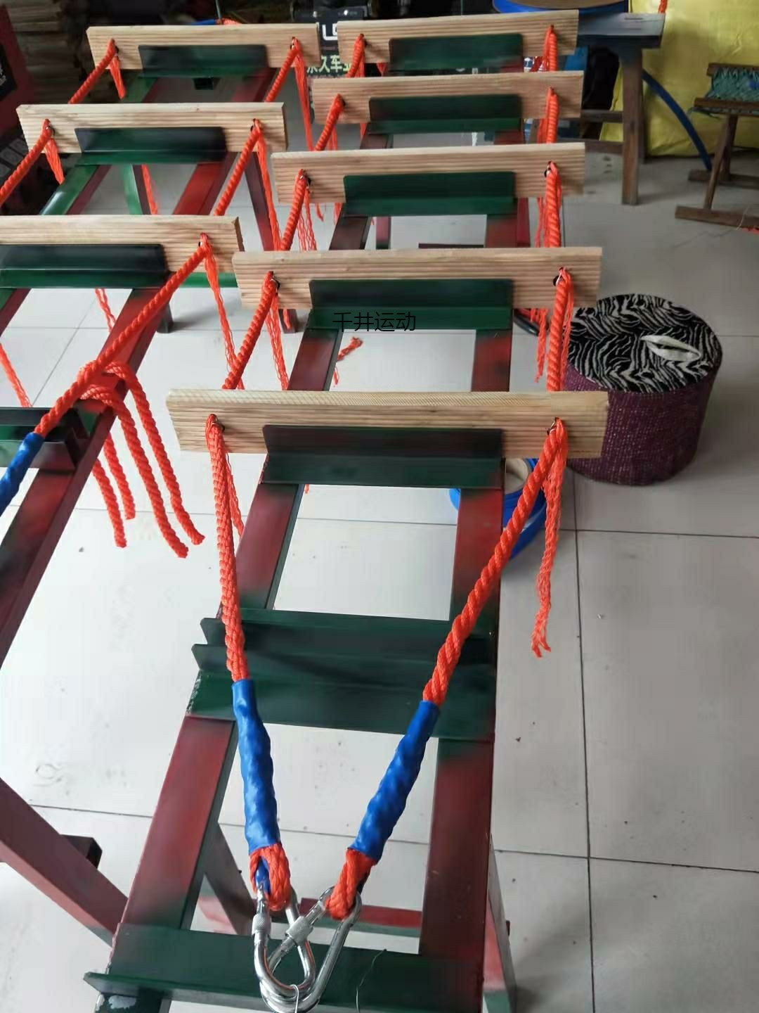 儿童彩爬梯感统器材幼儿园攀爬训练绳梯木板梯木板软爬梯间距30cm的长