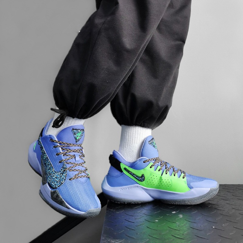 耐克nikezoomfreak2字母哥2代橙紫渐变午夜蓝白水泥黑白绿橙男子实战