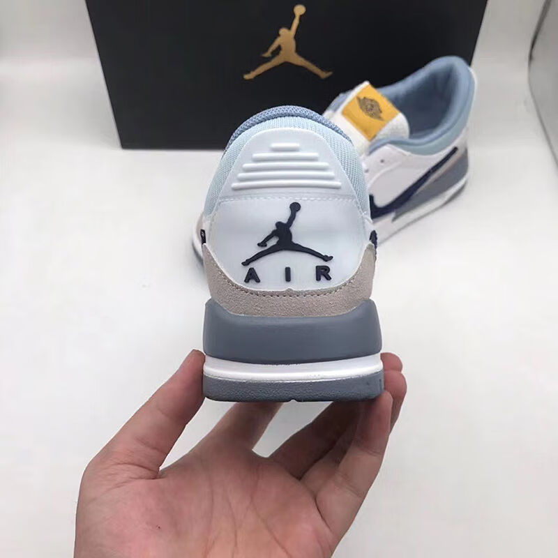 aj【品牌】飞人aj312 low低·帮白红篮球鞋芝加哥拼色气垫板鞋ins风