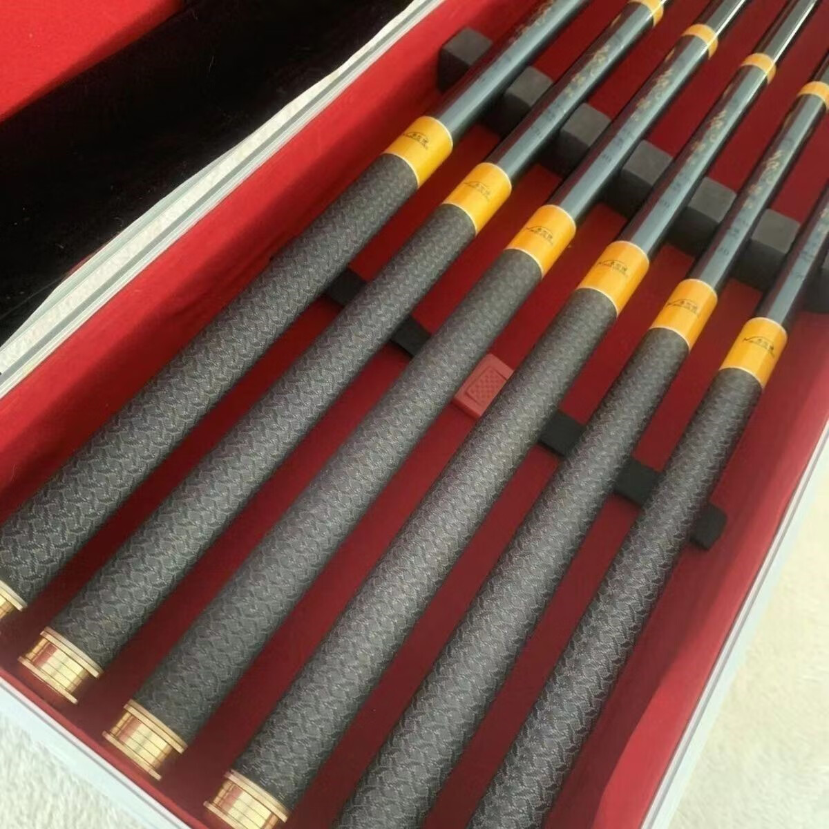 香港明伦 名伦镜鲤轻量无极5h28调6h19调鱼竿高碳台钓超轻超硬黑坑