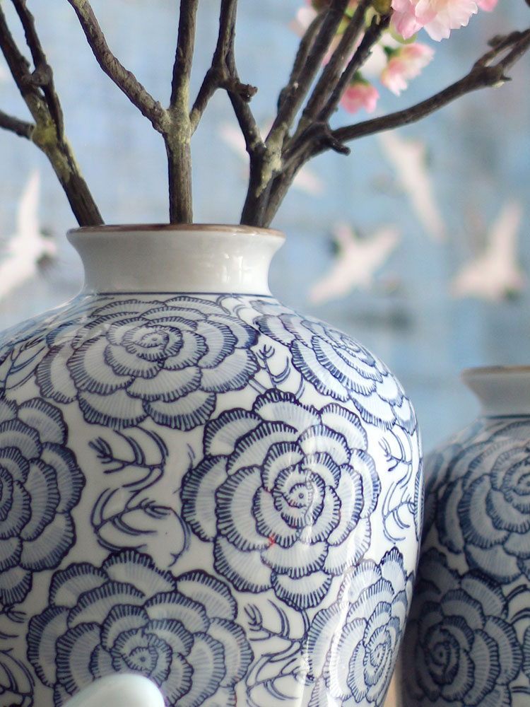 得爵仿古手绘青花瓷花瓶摆件中式古香古色客厅水培插花花器单个牡丹纹