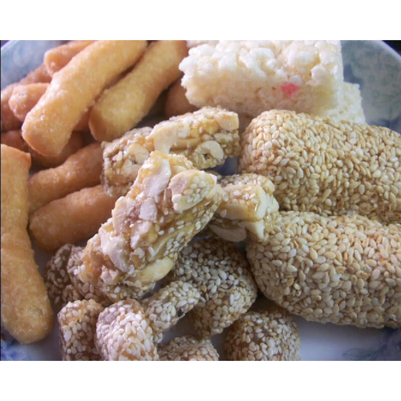 广东潮汕特产什锦礼包零食糕点美食小吃进盒糖特产潮州休闲零食**