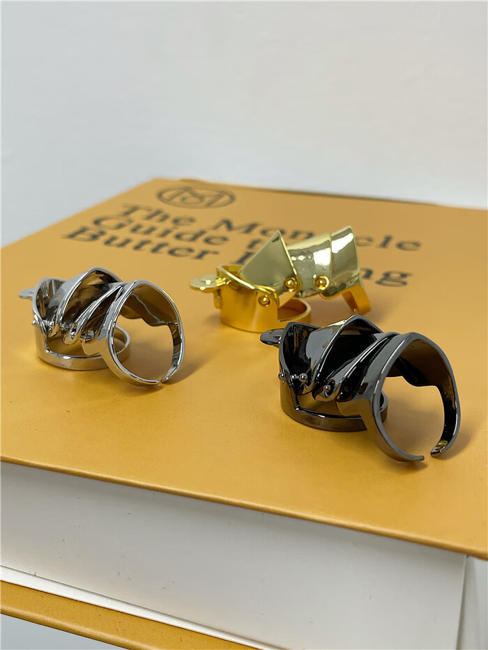 65nana西太后盔甲土星多层戒指薇薇安中性朋克风酷帅潮未来感指环 彩